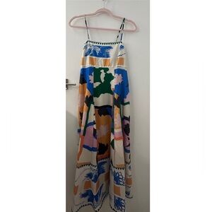 Xs super cute printed dress, worn but in good condition!